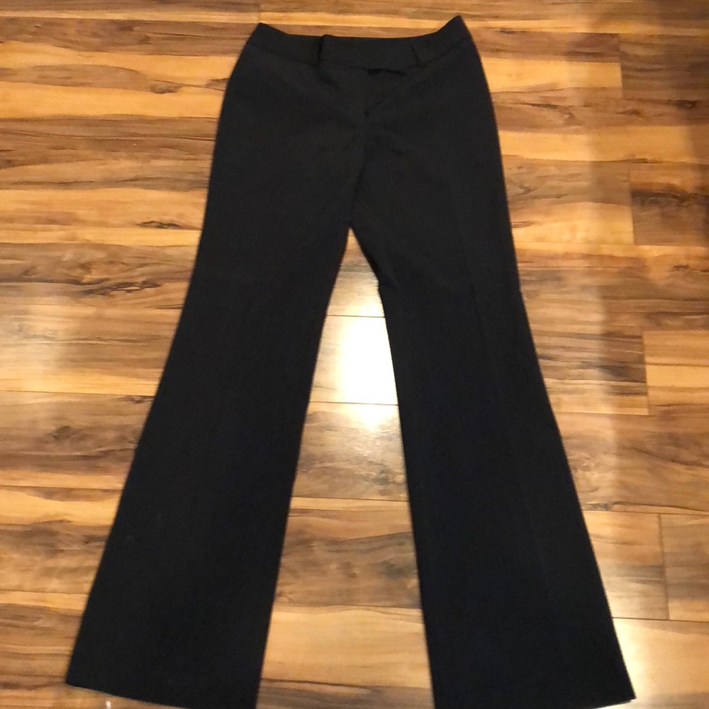 Tahari pinstriped dress pants size 4